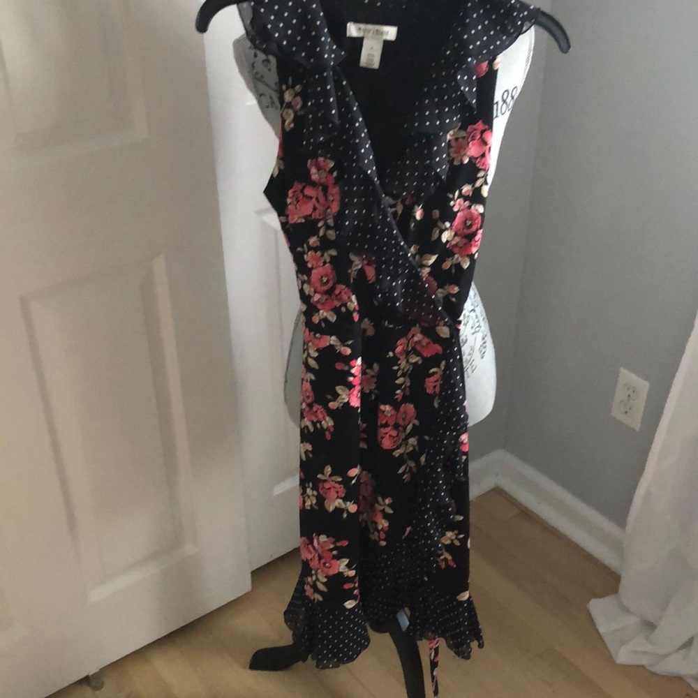 White House Black Market Sweet dress